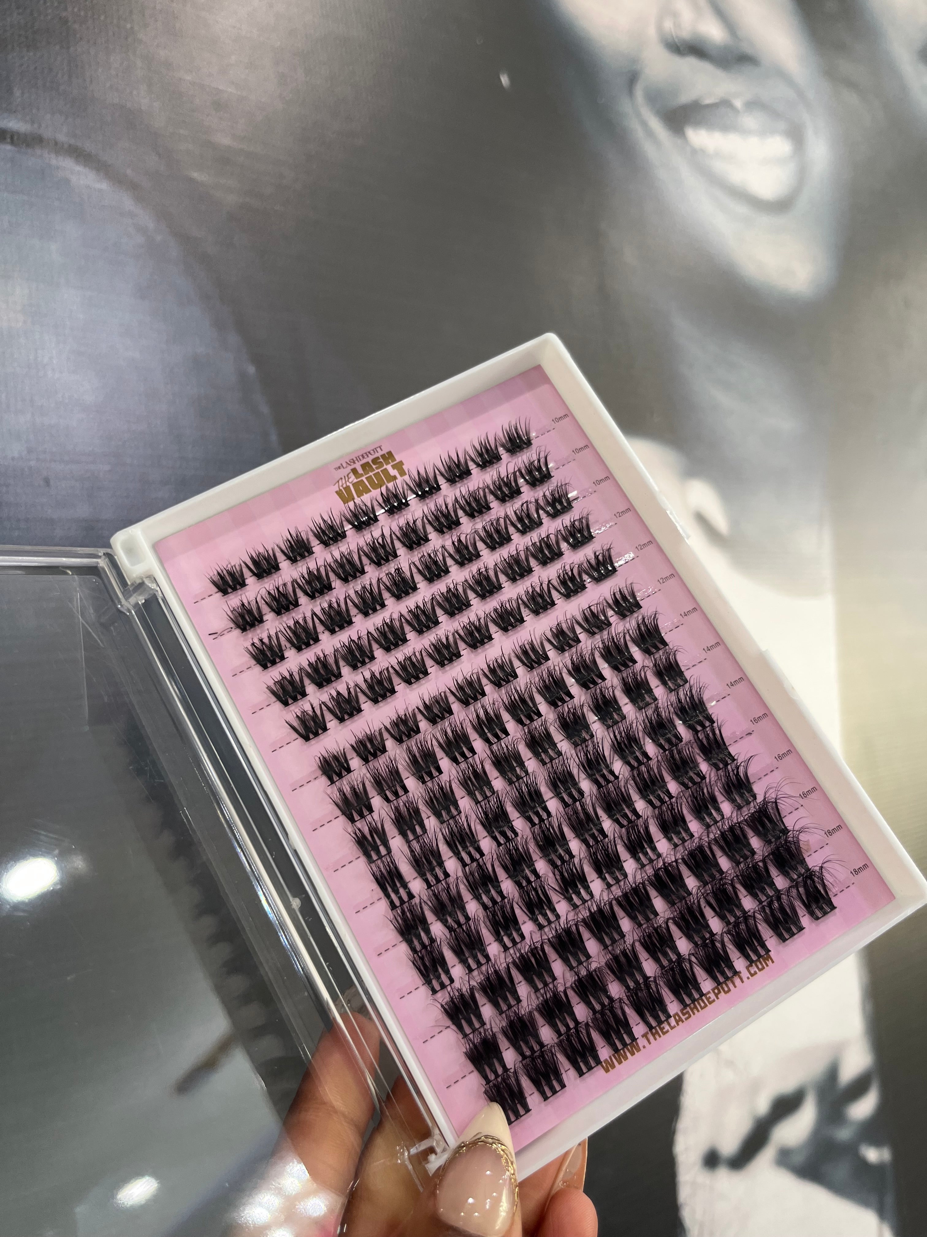 The Lash Vault Lash Clusters