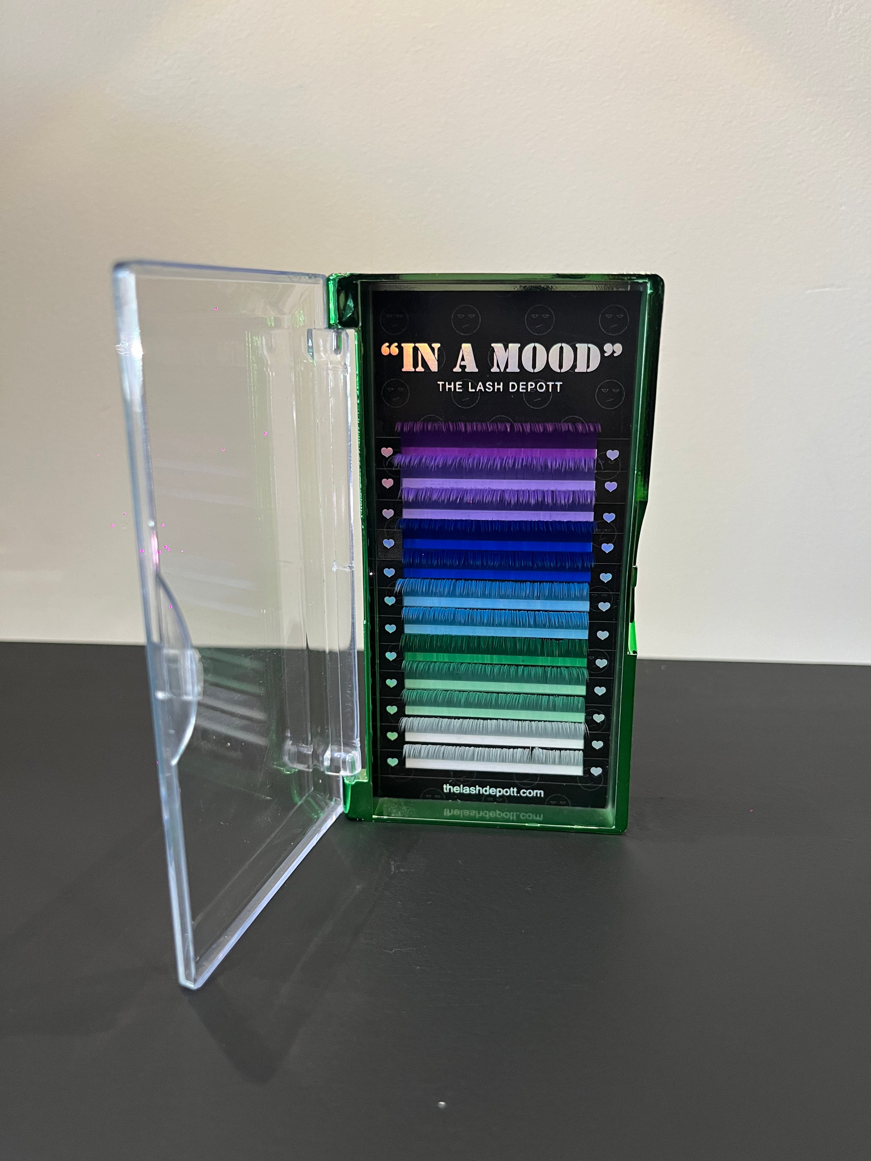 “In A Mood” Lash Trays