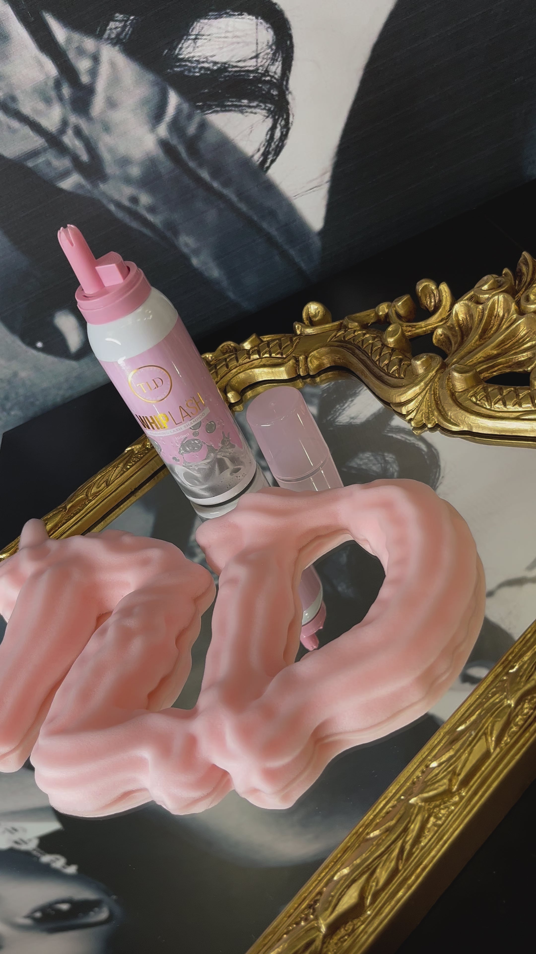 Whip Lash Foaming Lash Shampoo