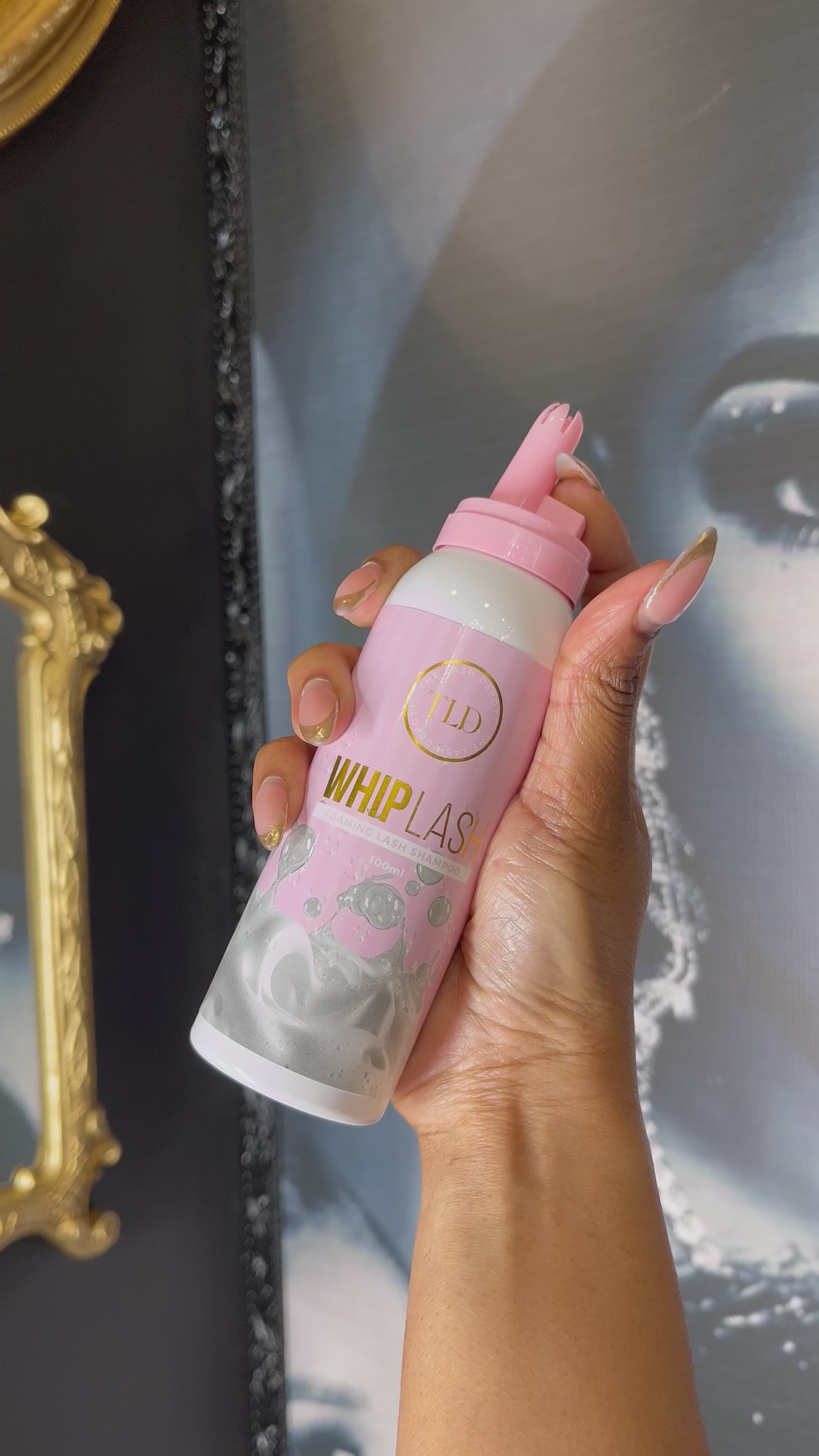 Whip Lash Foaming Lash Shampoo