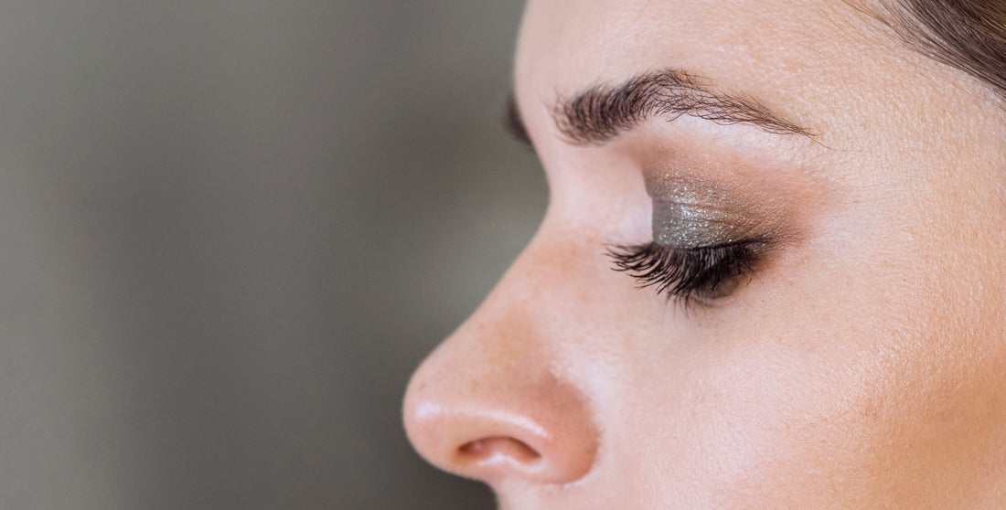 How to Safely Remove Eyelash Extensions at Home – Expert Tips