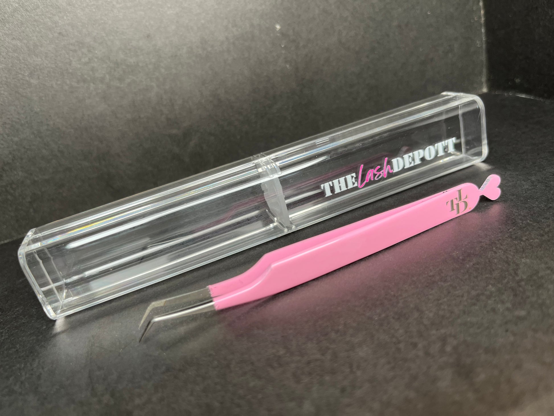 Tweezers