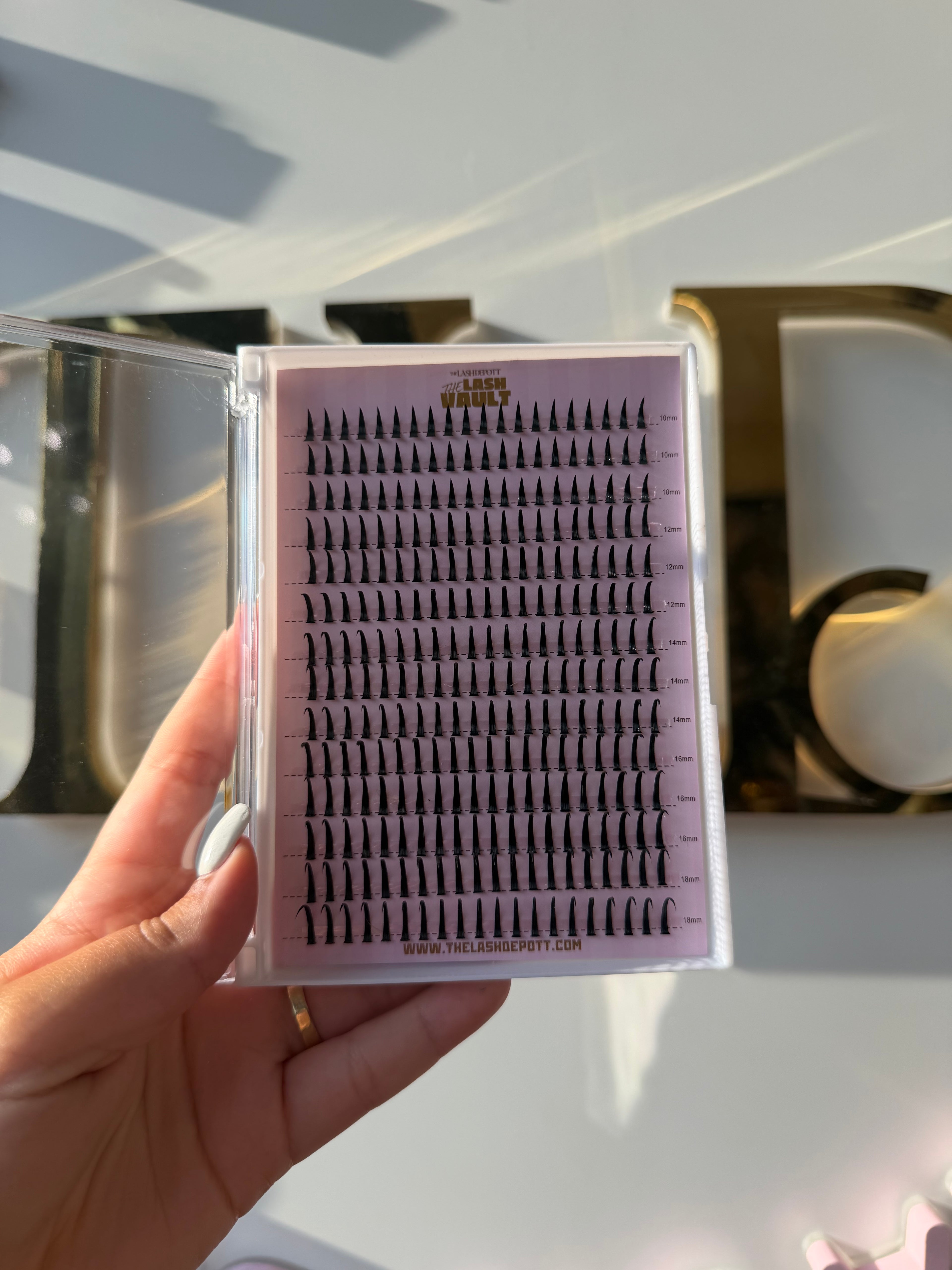 The Lash Vault Lash Clusters
