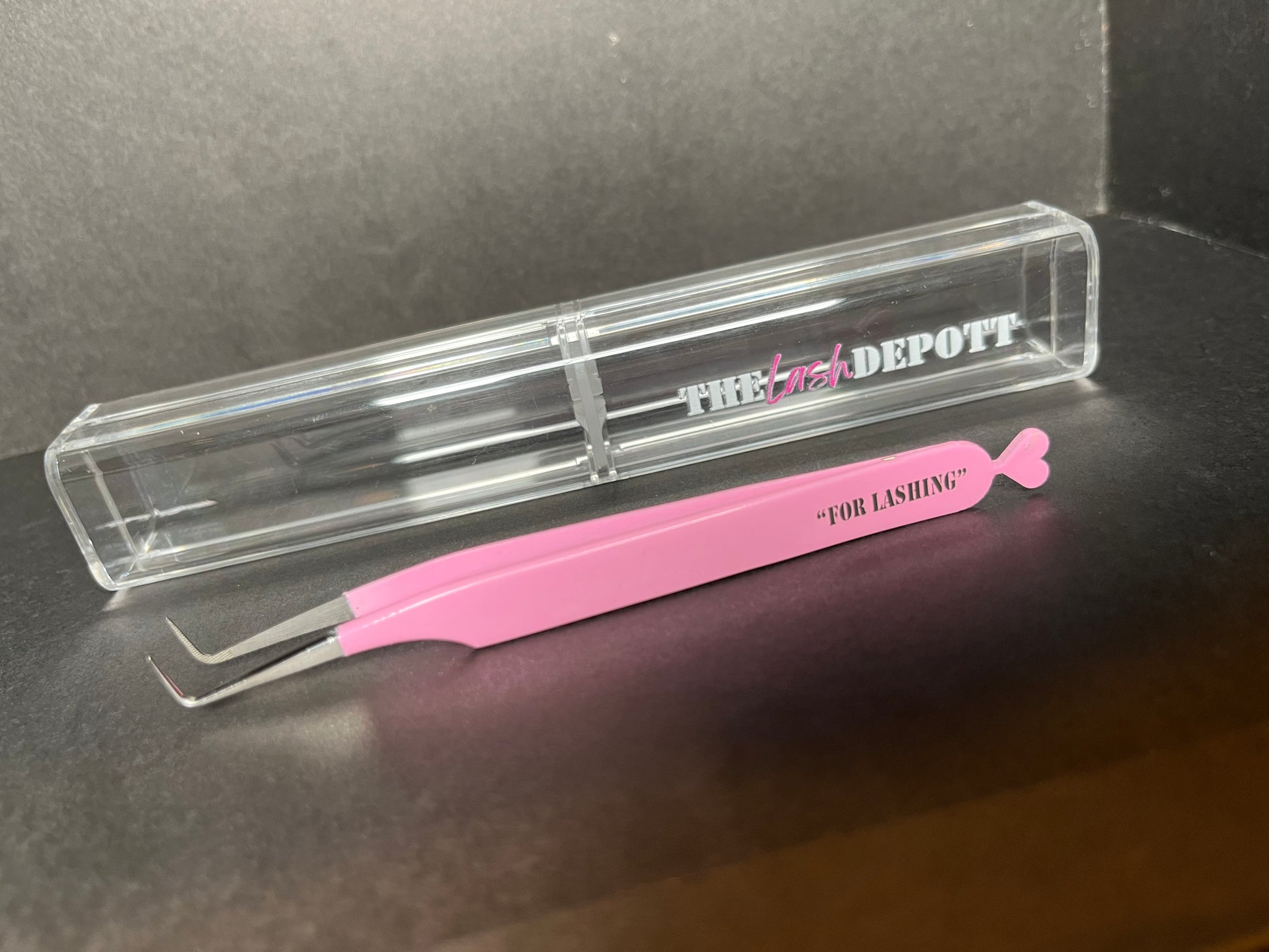 Tweezers