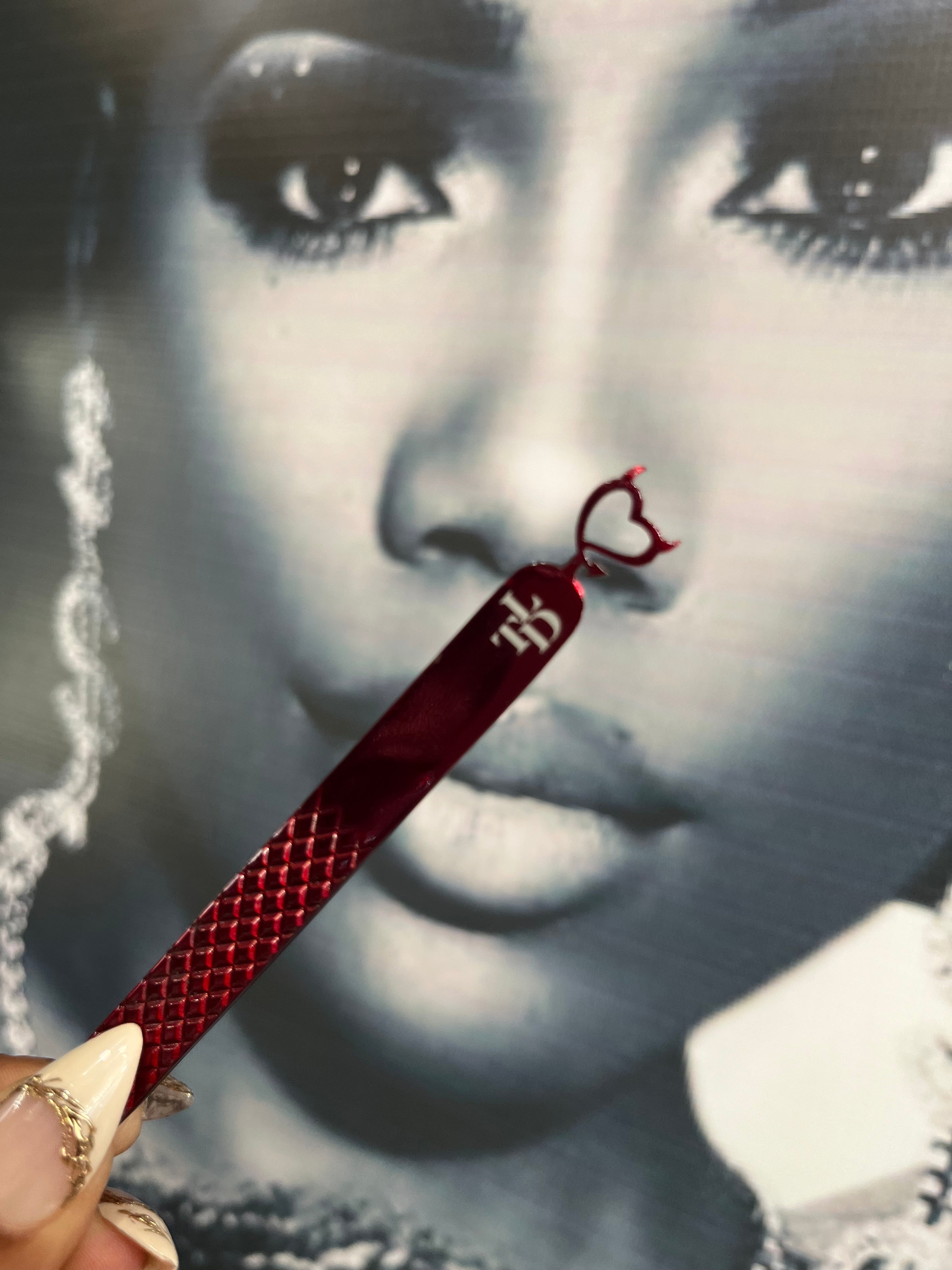 Serial Lasher Halloween Tweezer