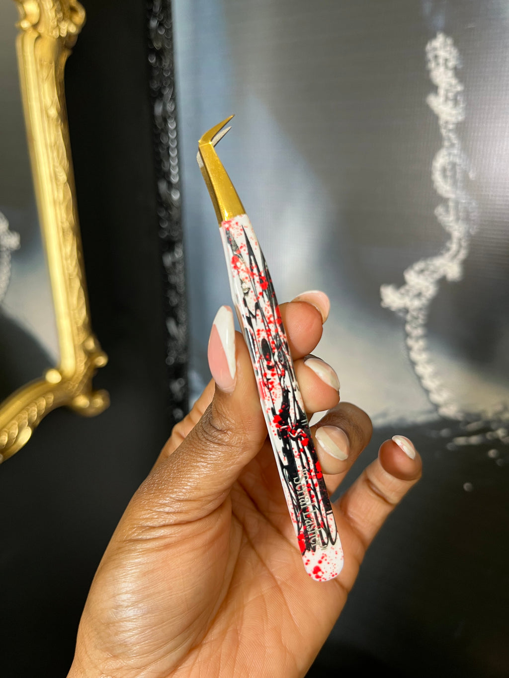 Serial Lasher Halloween Tweezer