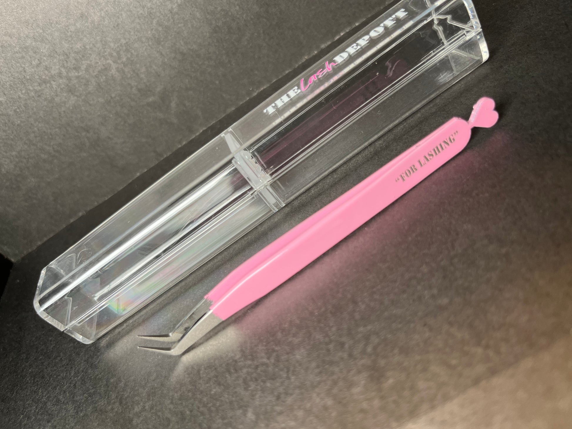 Tweezers