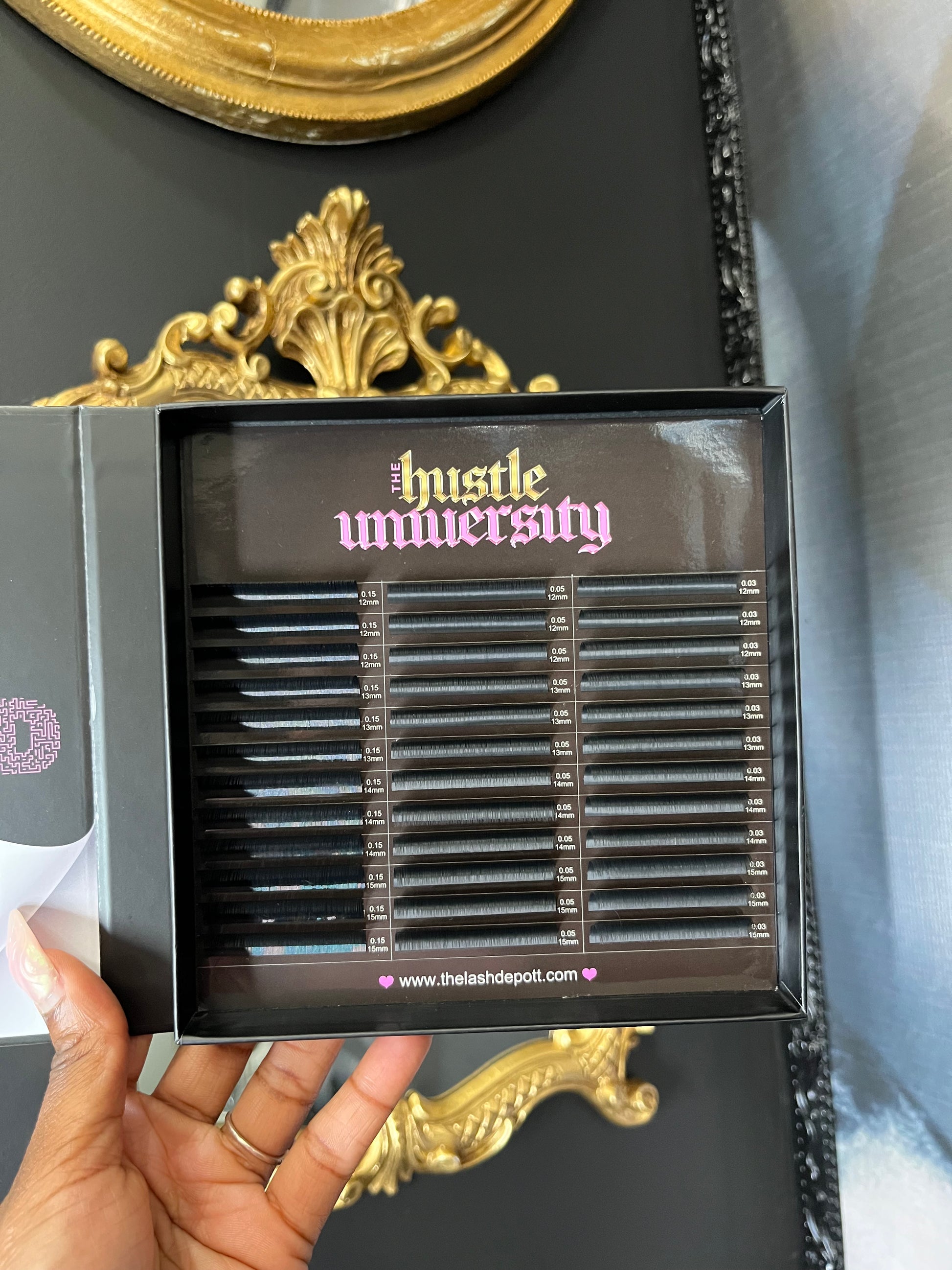Training Lash Book
