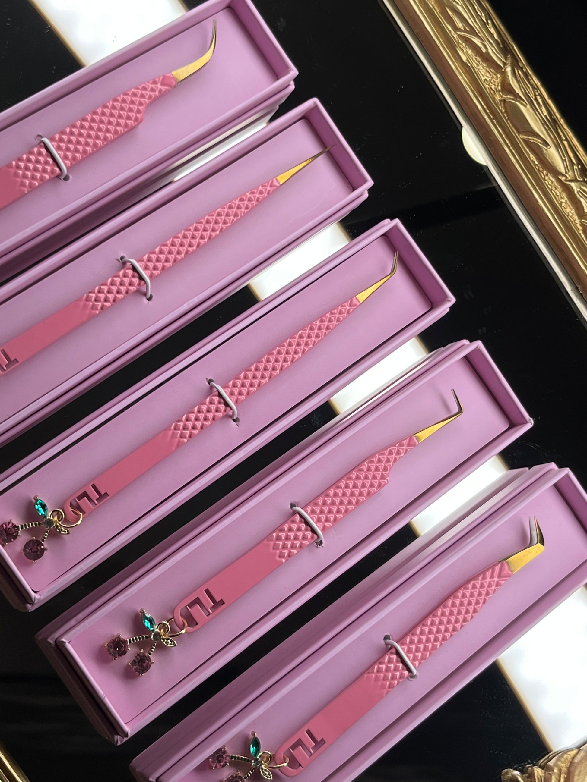 Cherry On Top Tweezer