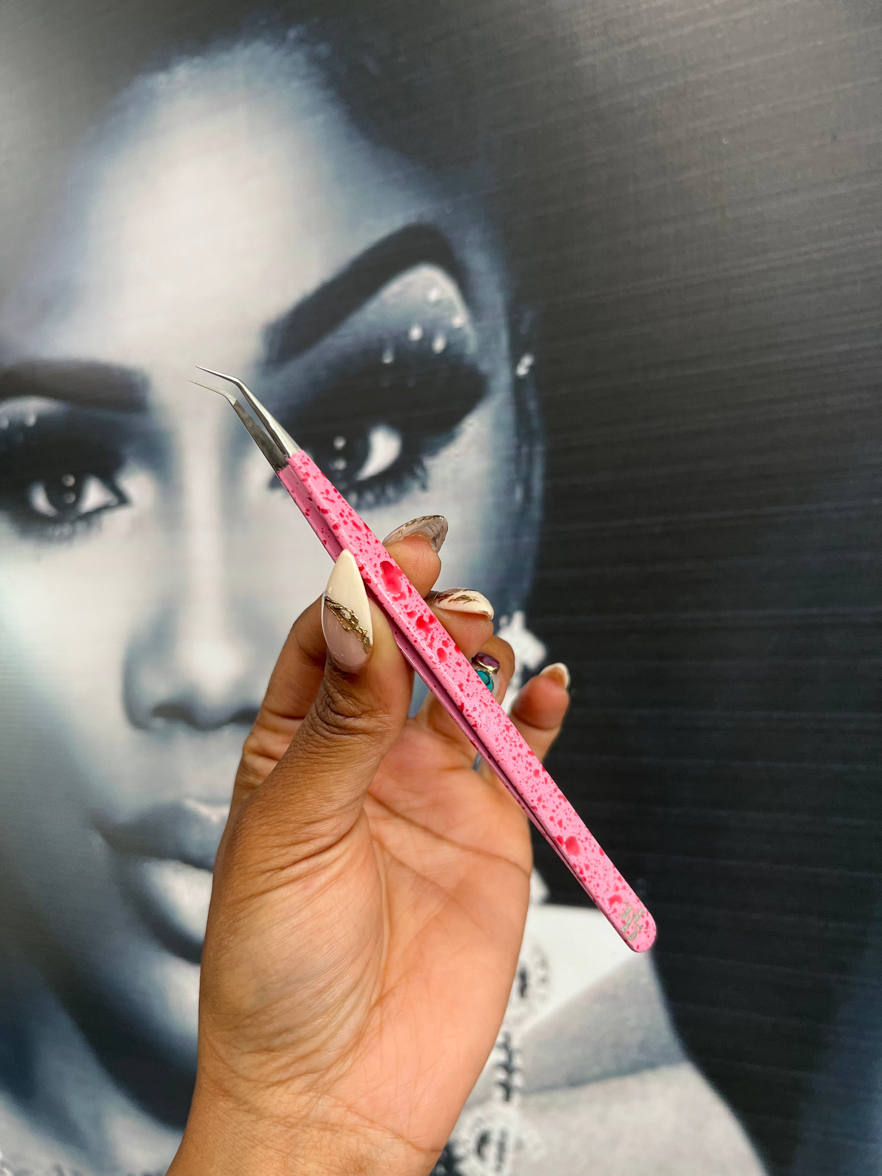 Serial Lasher Halloween Tweezer