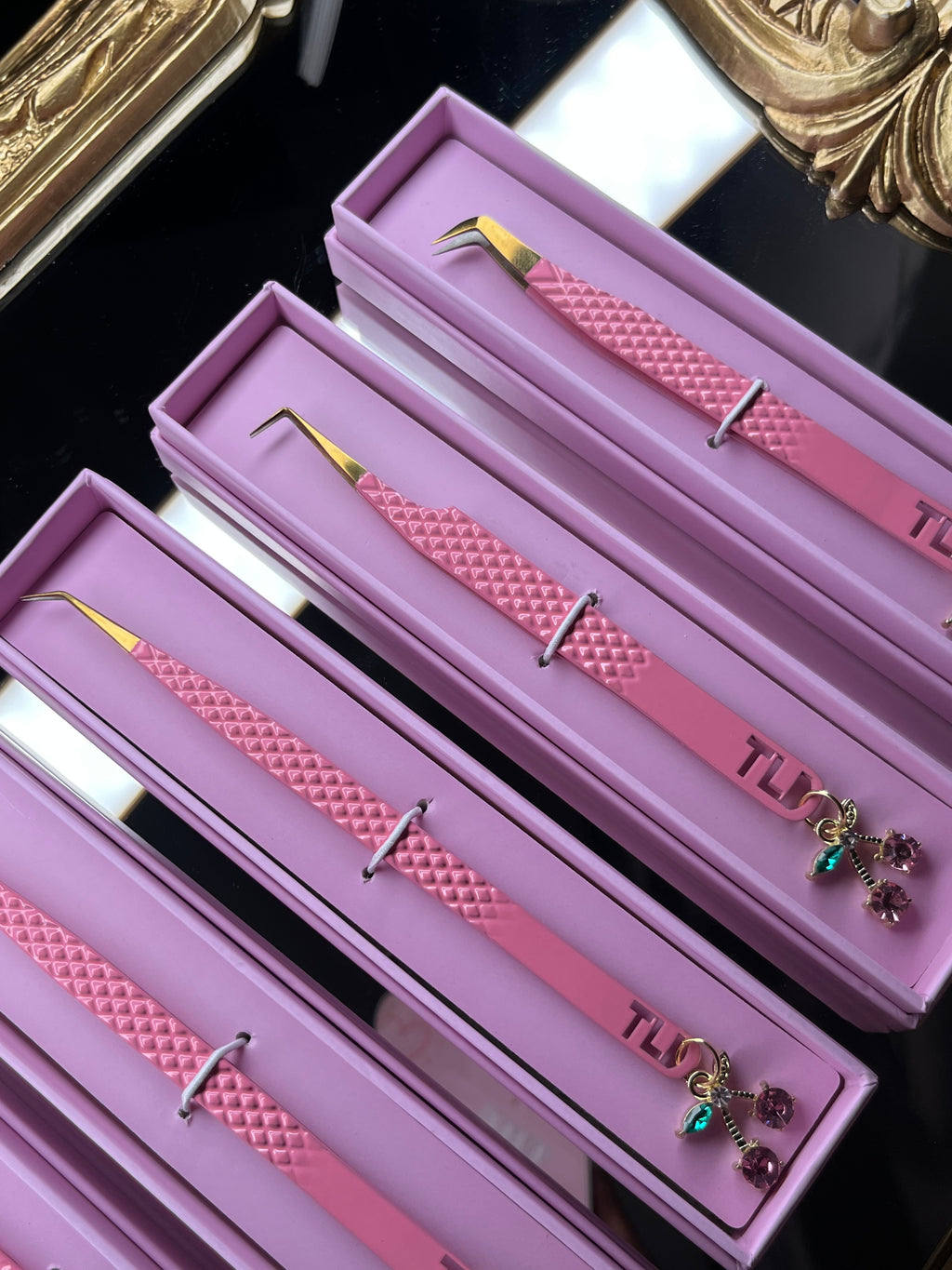 Cherry On Top Tweezer