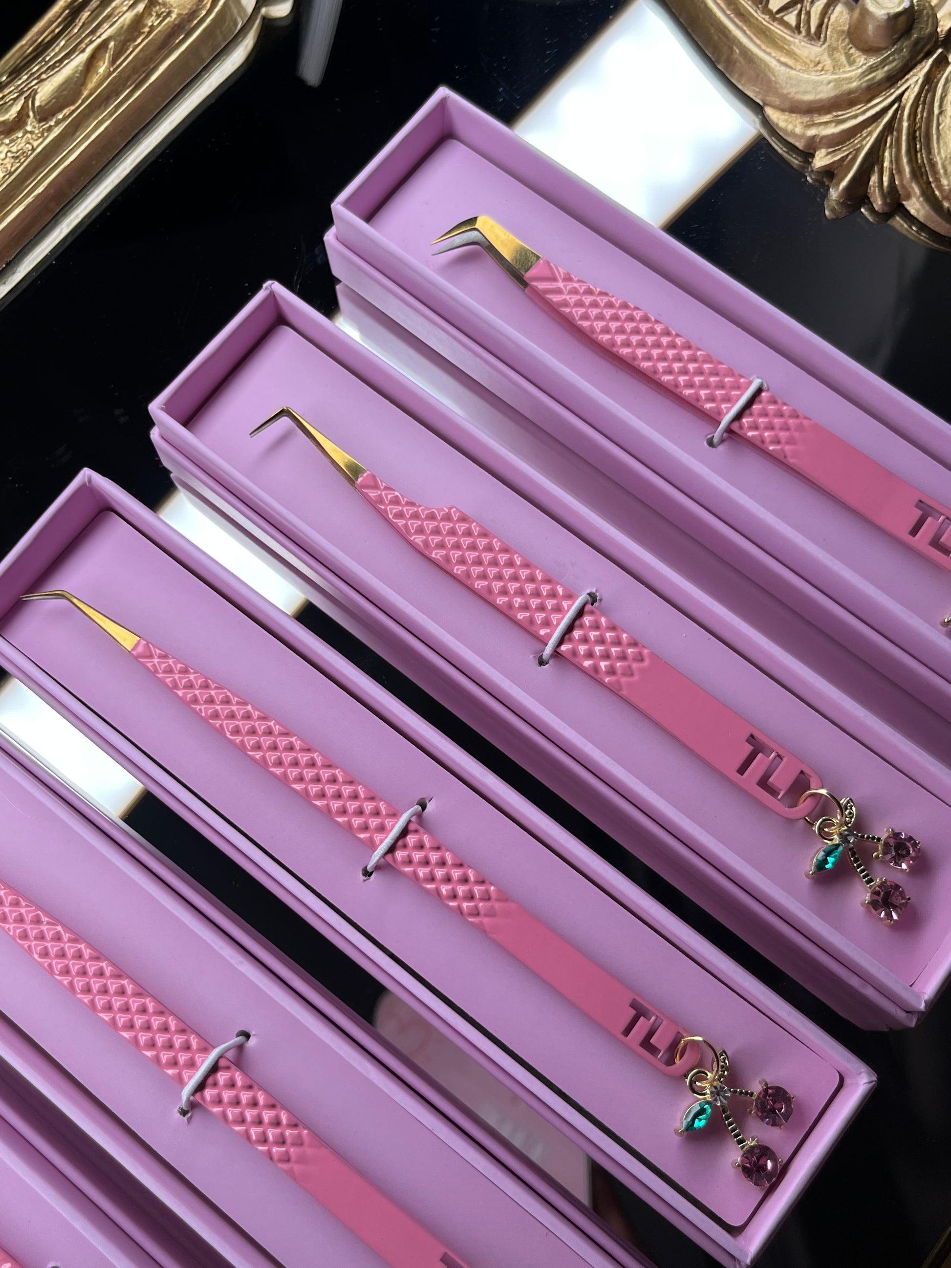 Cherry On Top Tweezer