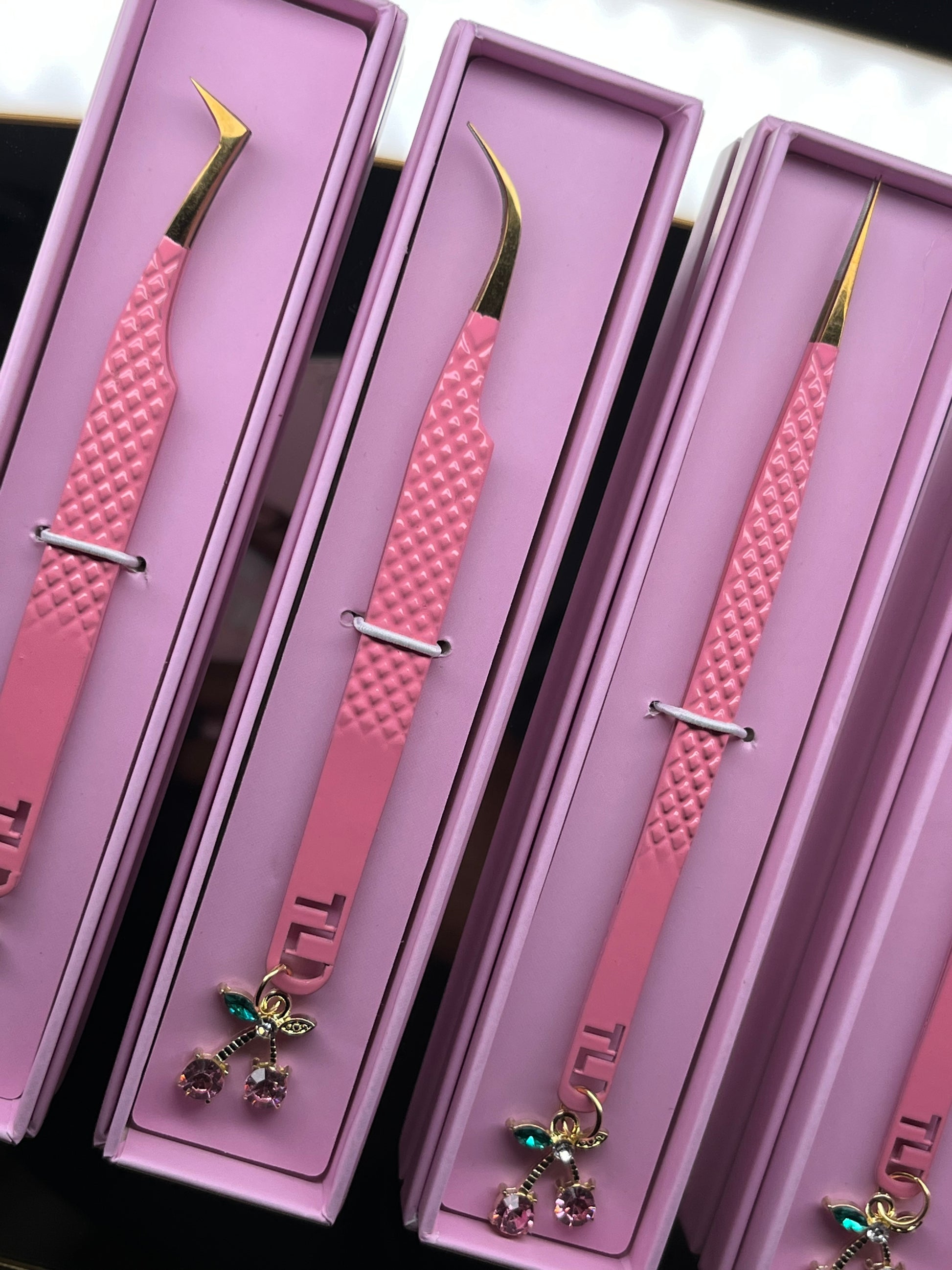 Cherry On Top Tweezer