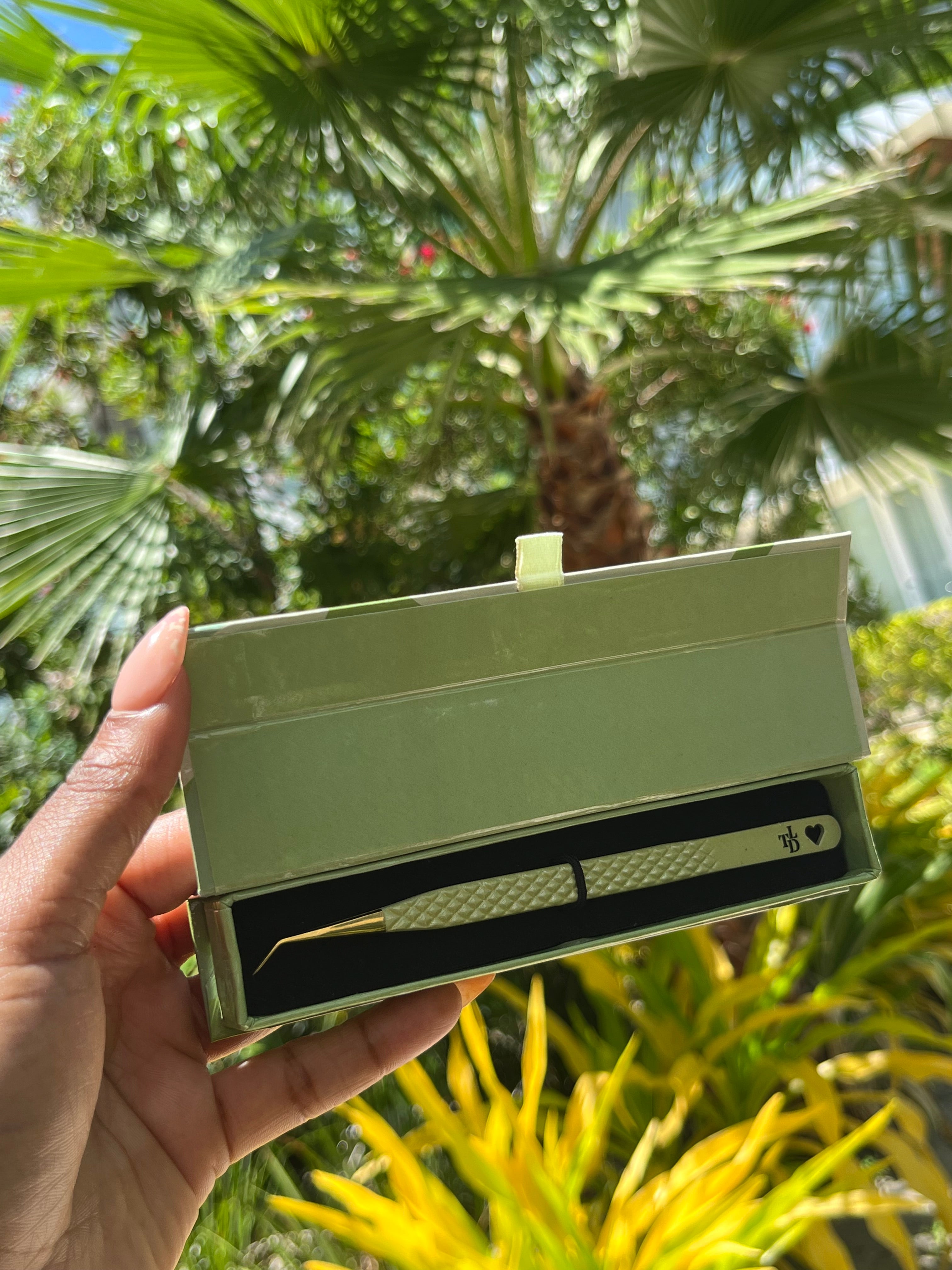 Tropical Tweezers