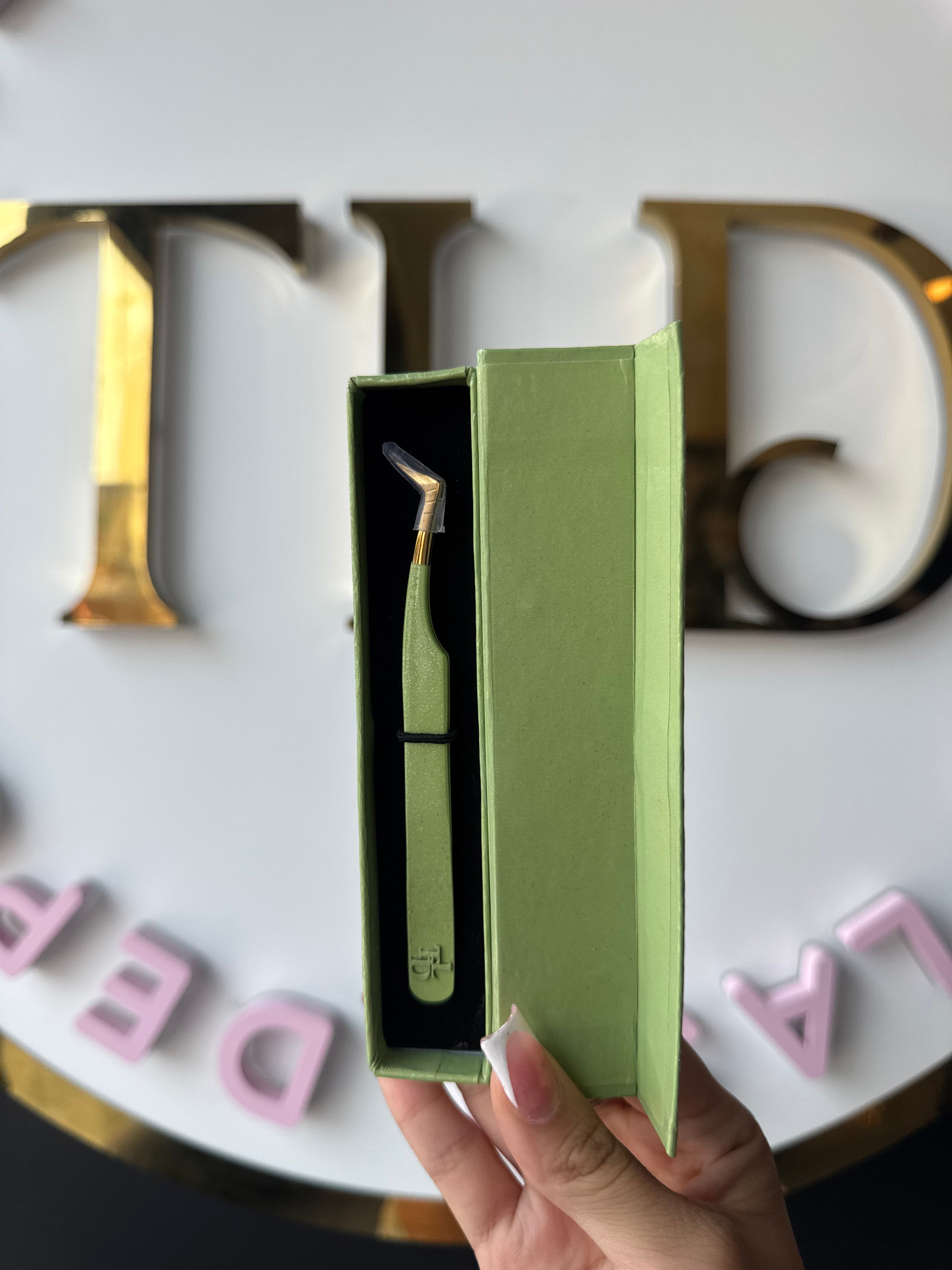 Tropical Tweezers