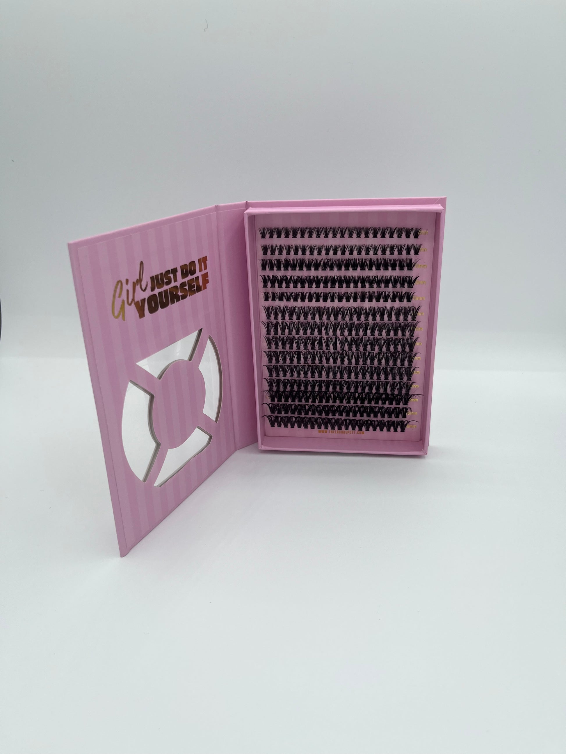 The Lash Vault Lash Clusters