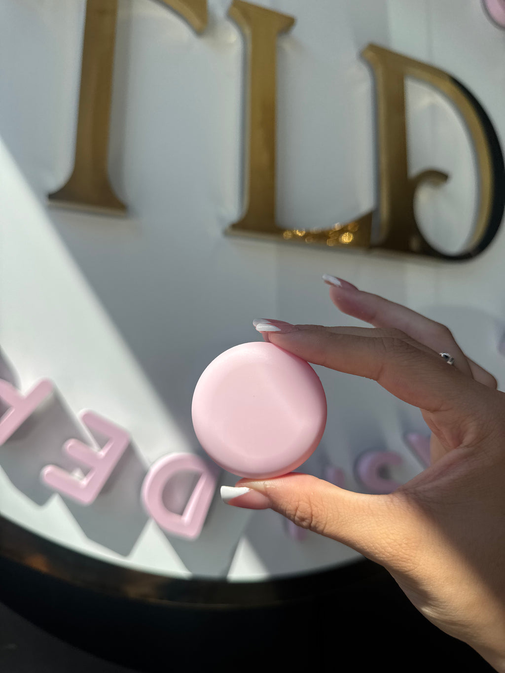 Macaroon Cream Remover