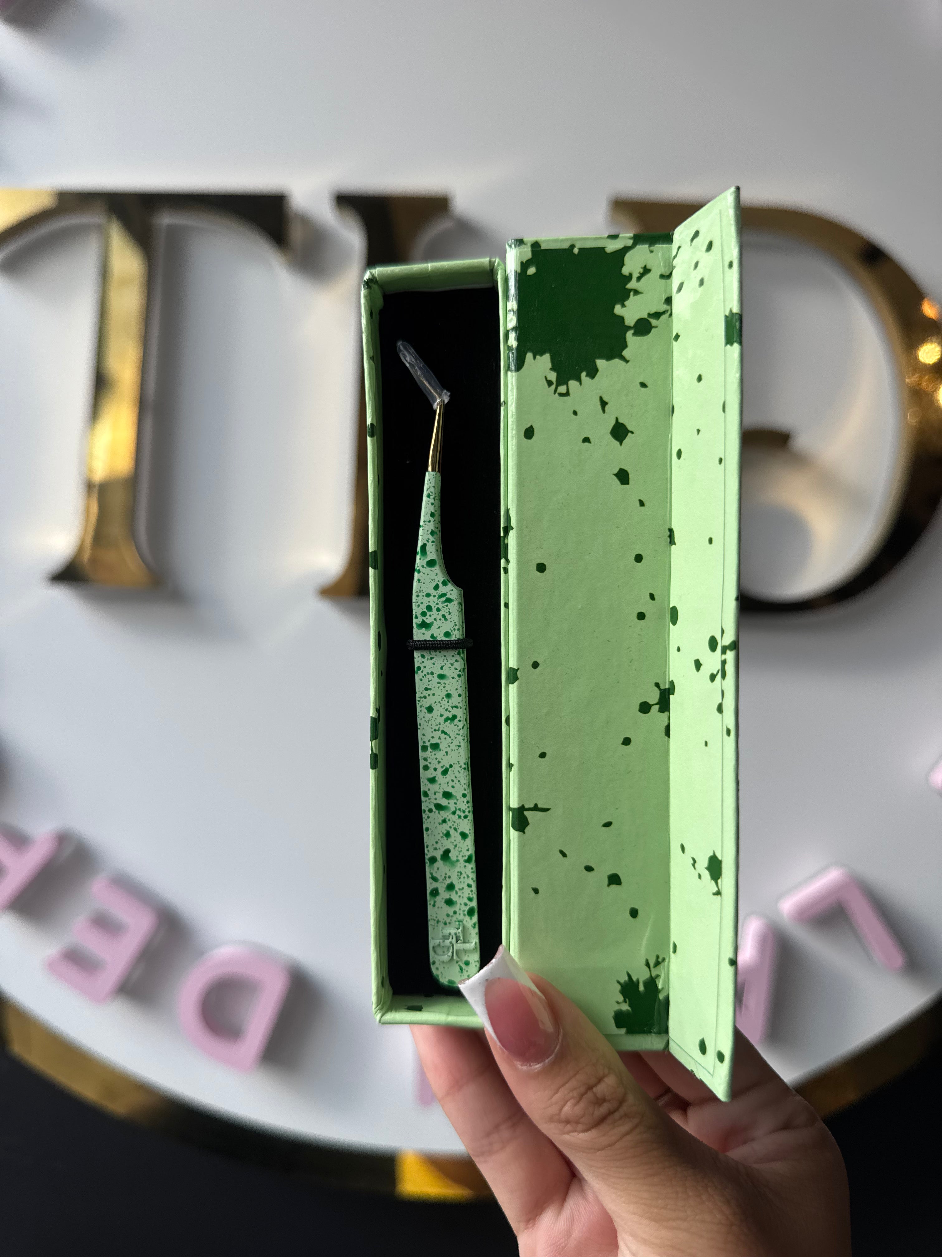 Tropical StarBurst Tweezers