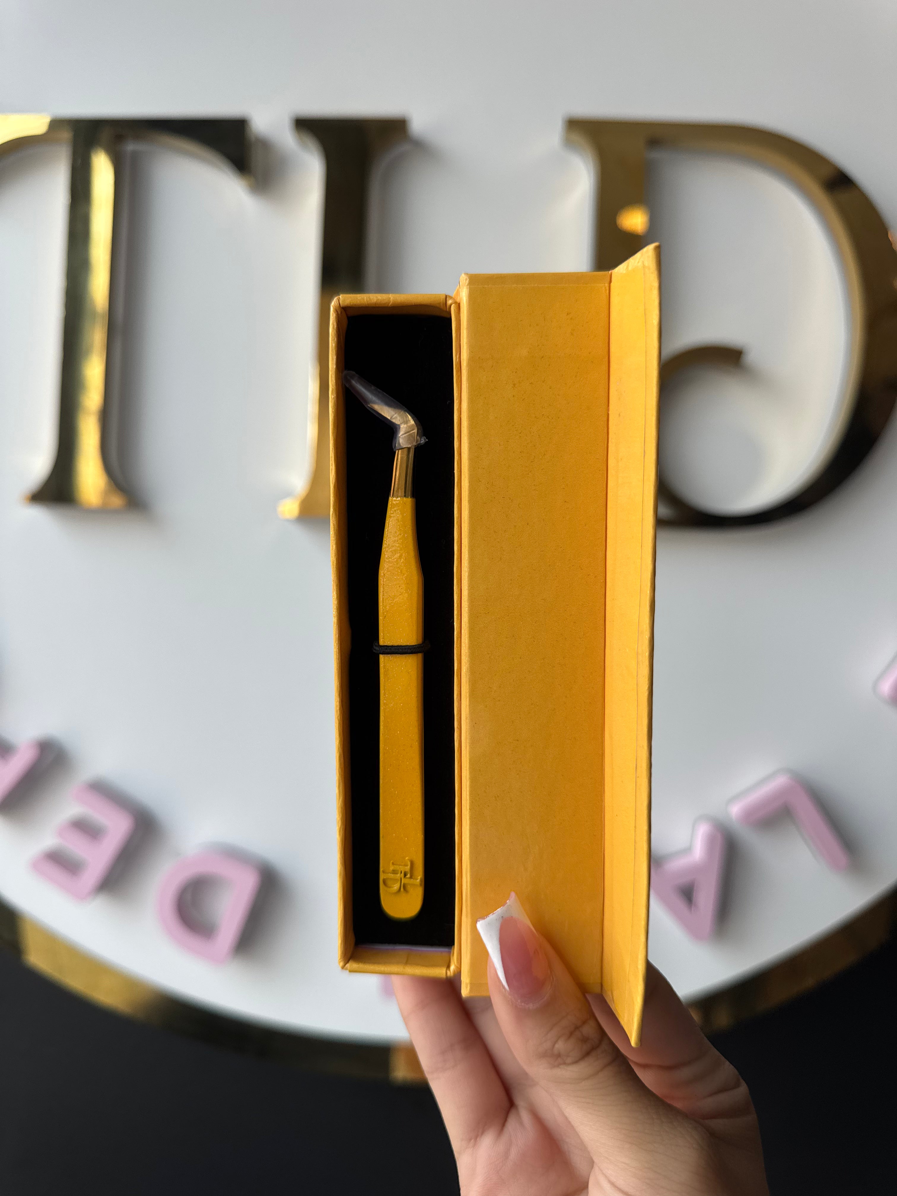 Tropical Tweezers