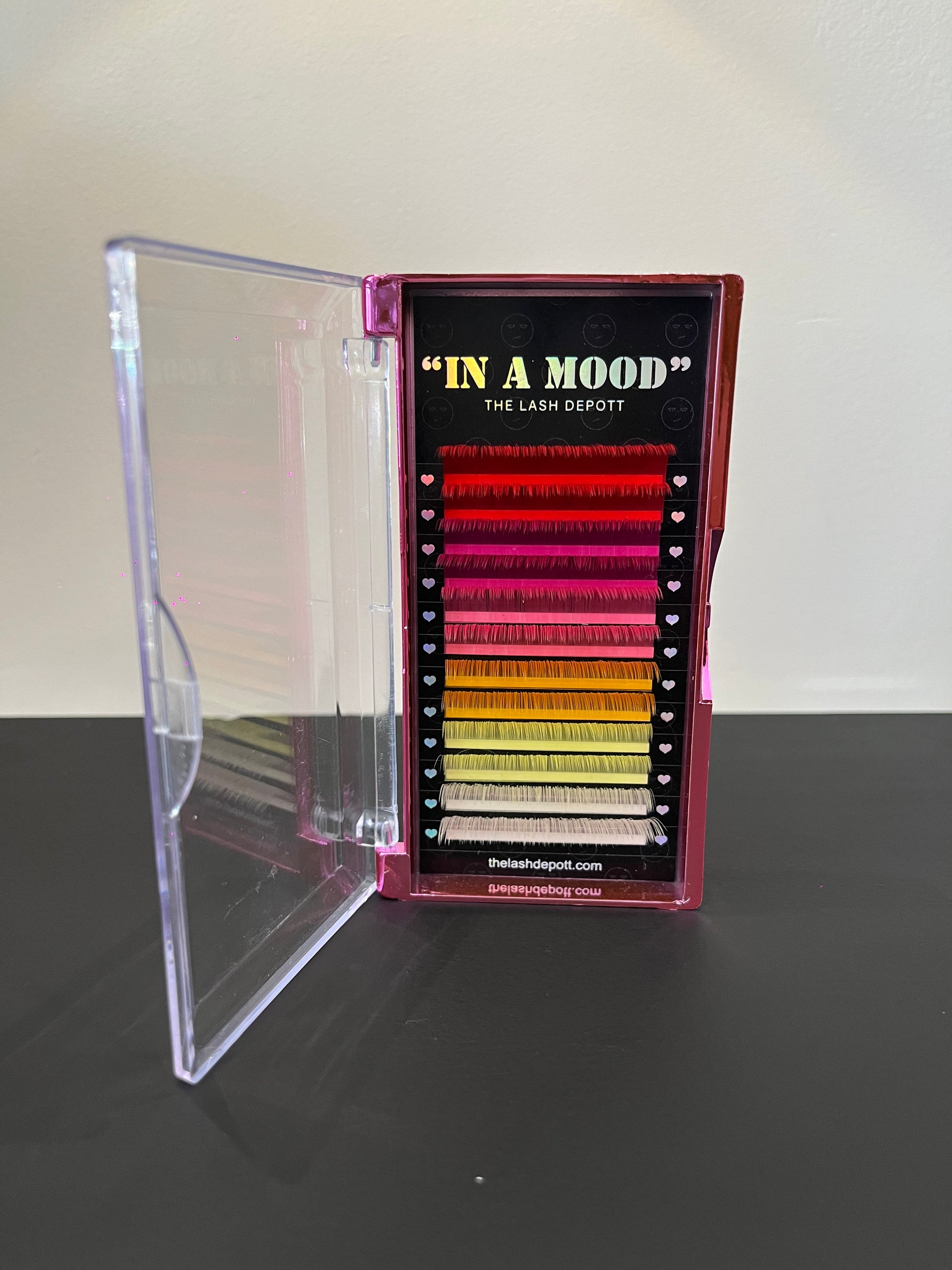 “In A Mood” Lash Trays