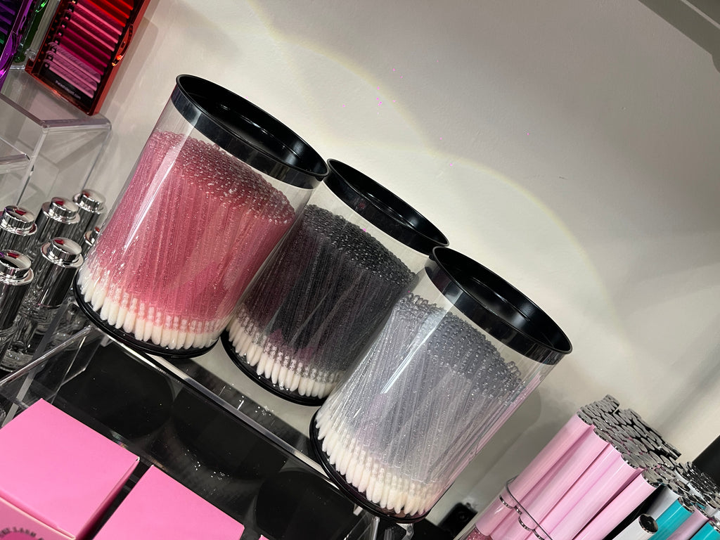 Lip Applicator