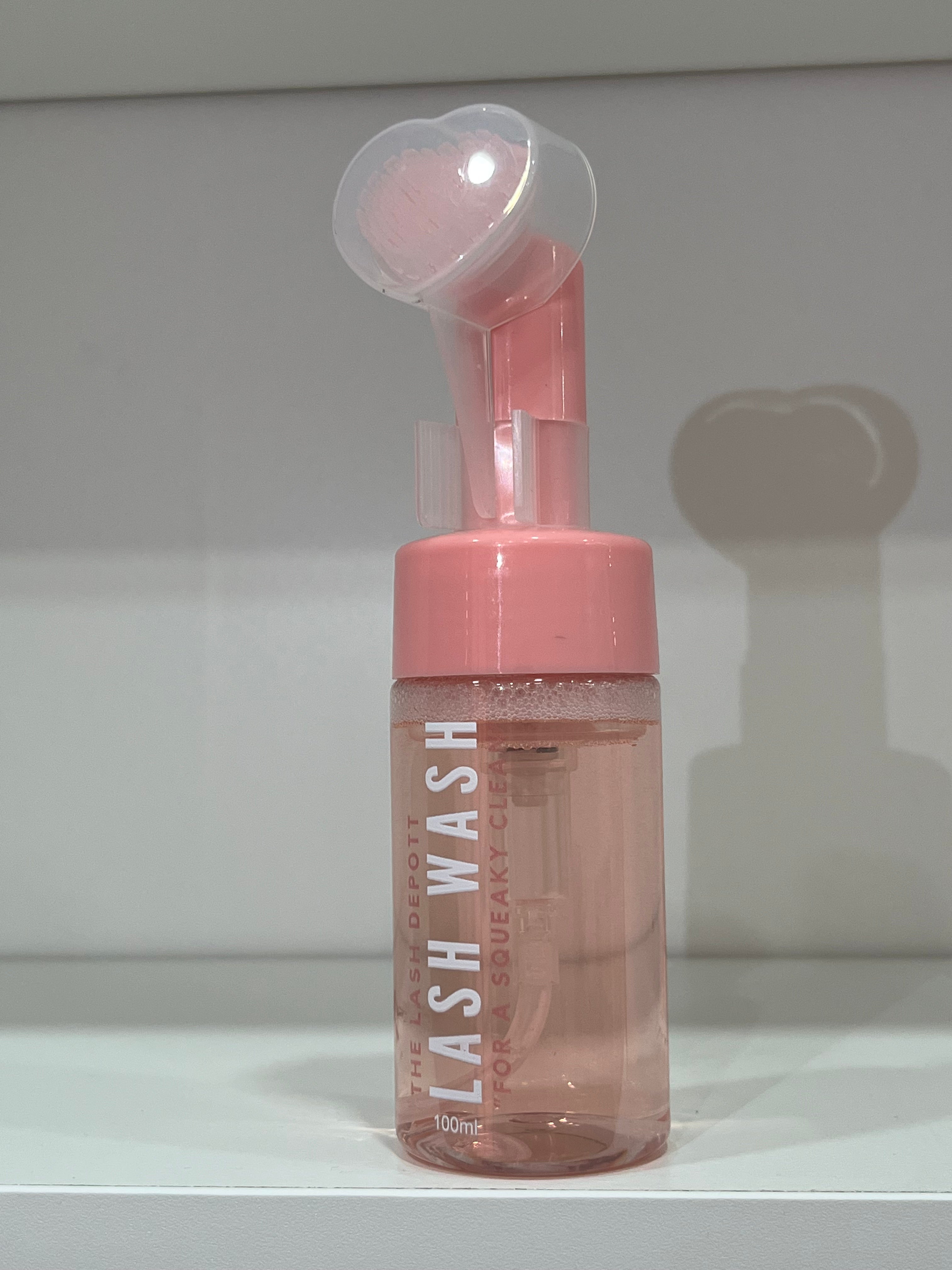 Lash Wash