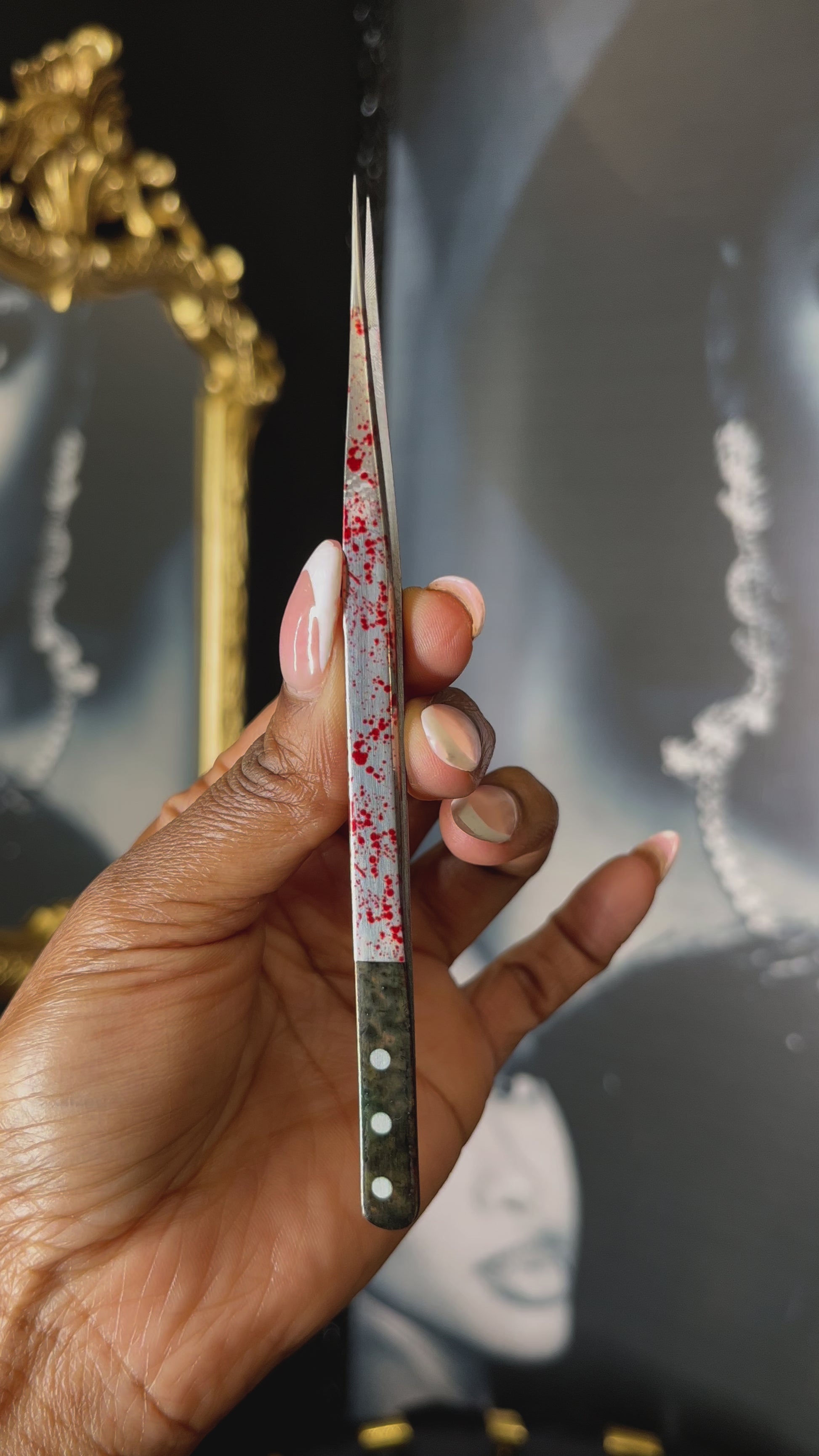 Serial Lasher Halloween Tweezer