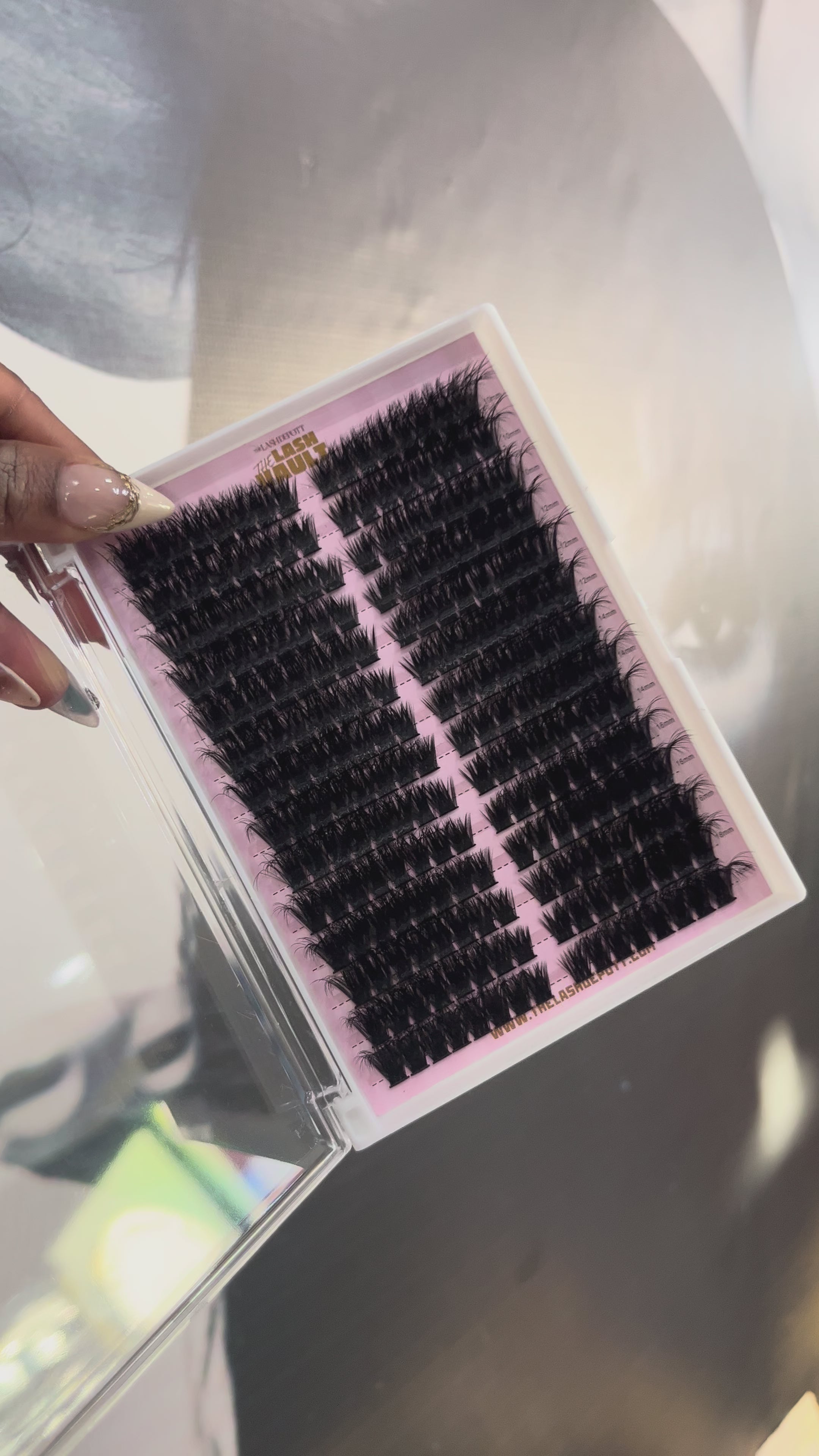 The Lash Vault Lash Clusters