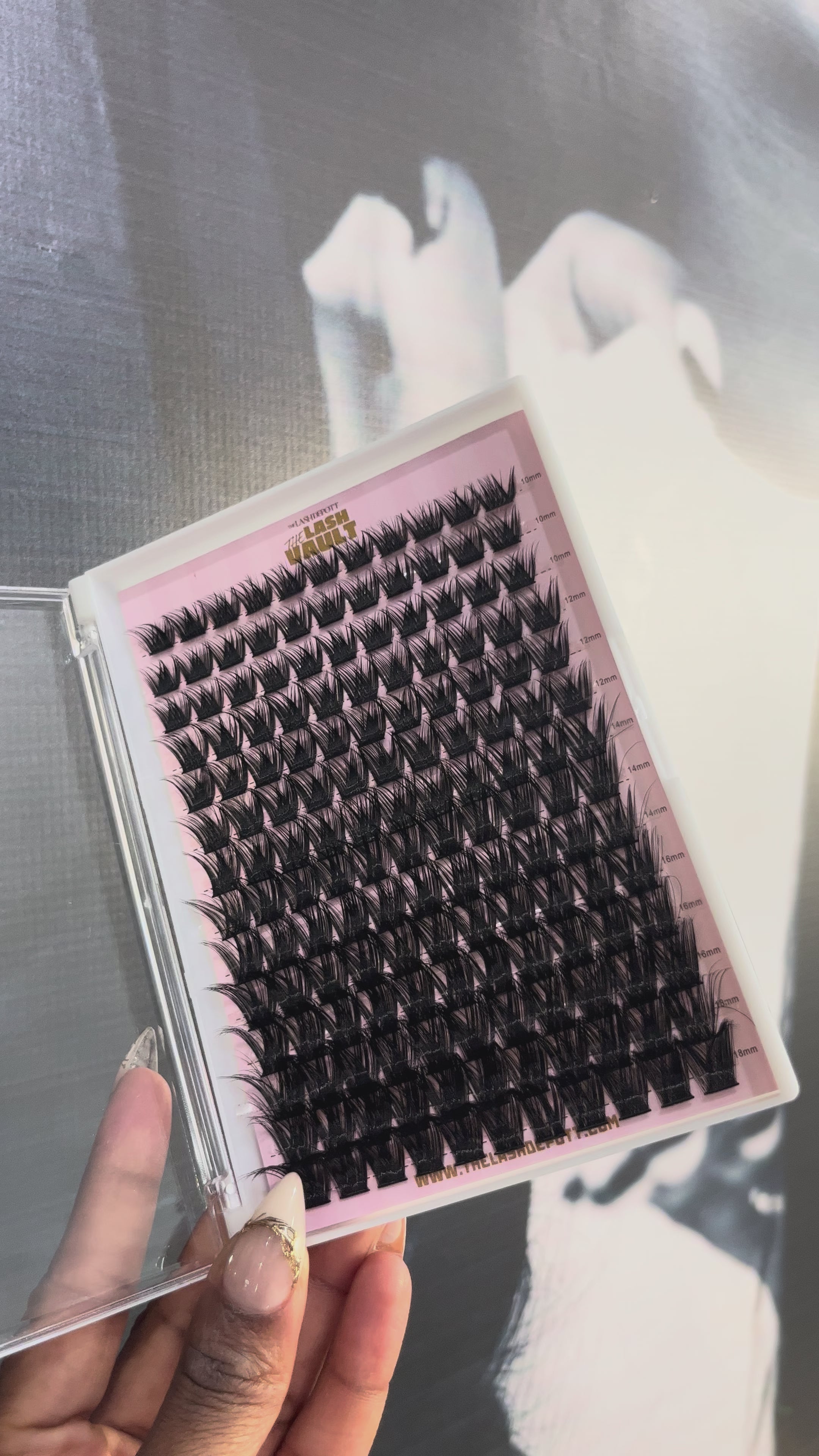 The Lash Vault Lash Clusters