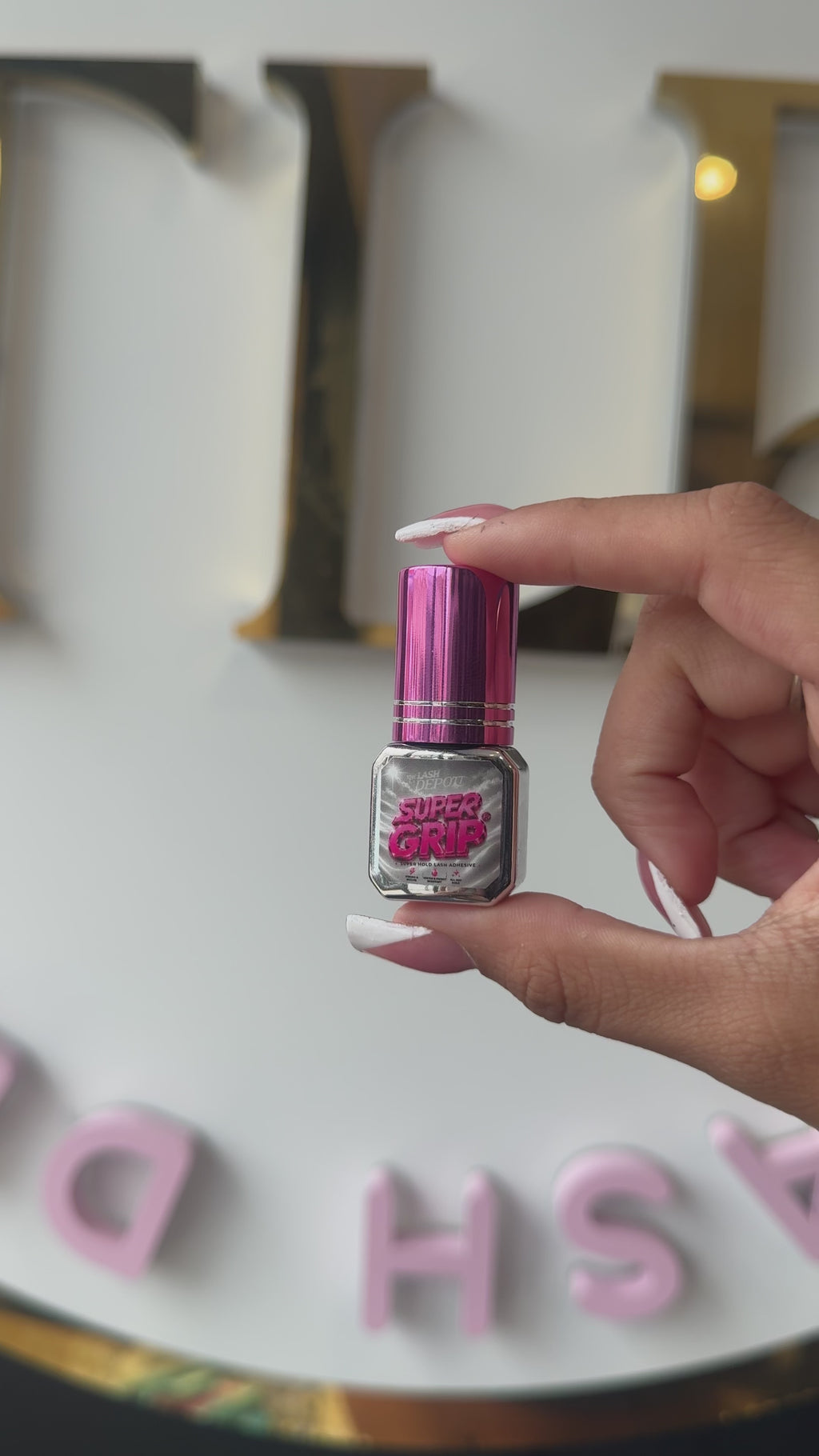 SUPER GRIP LASH ADHESIVE