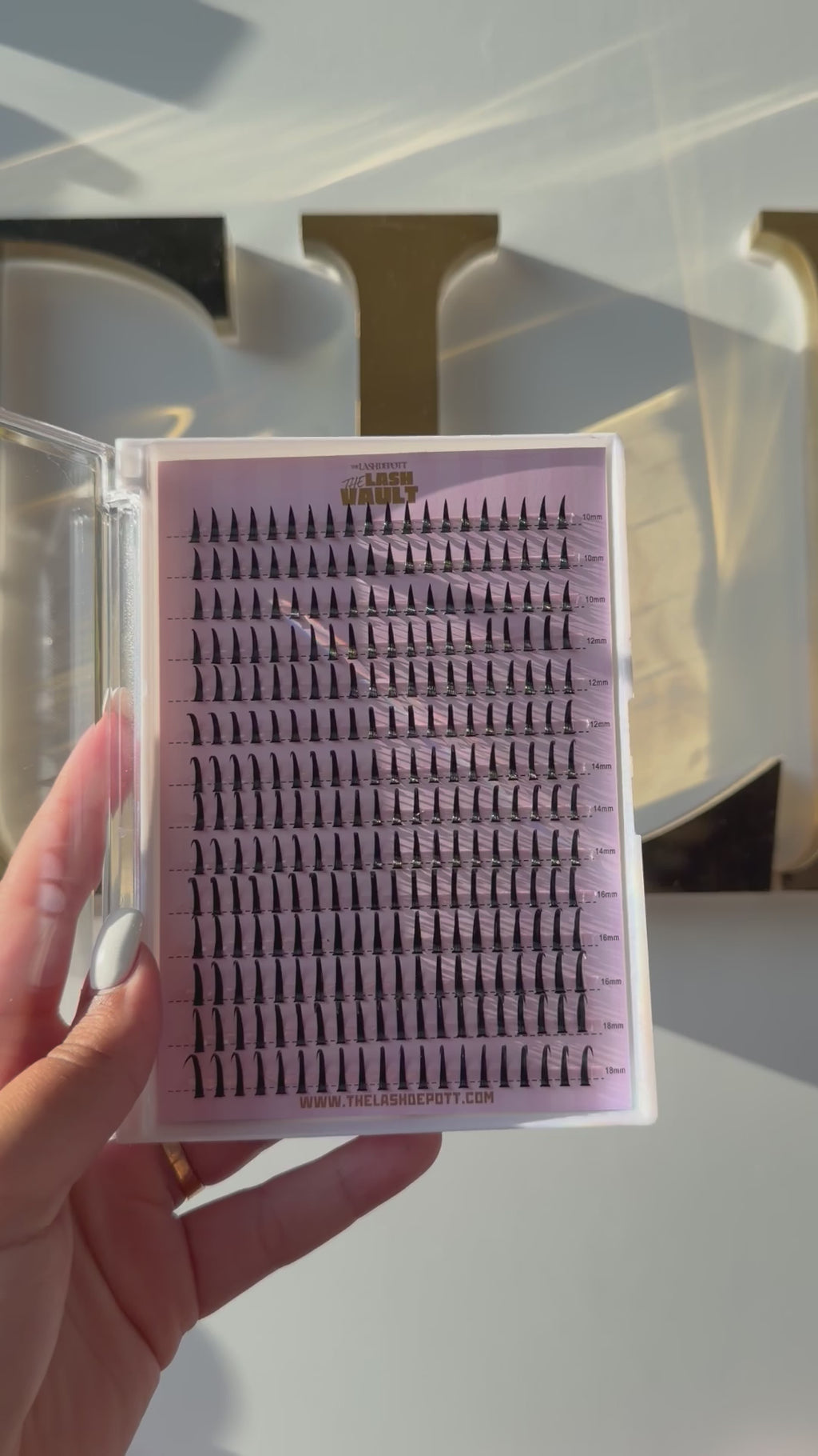 The Lash Vault Lash Clusters