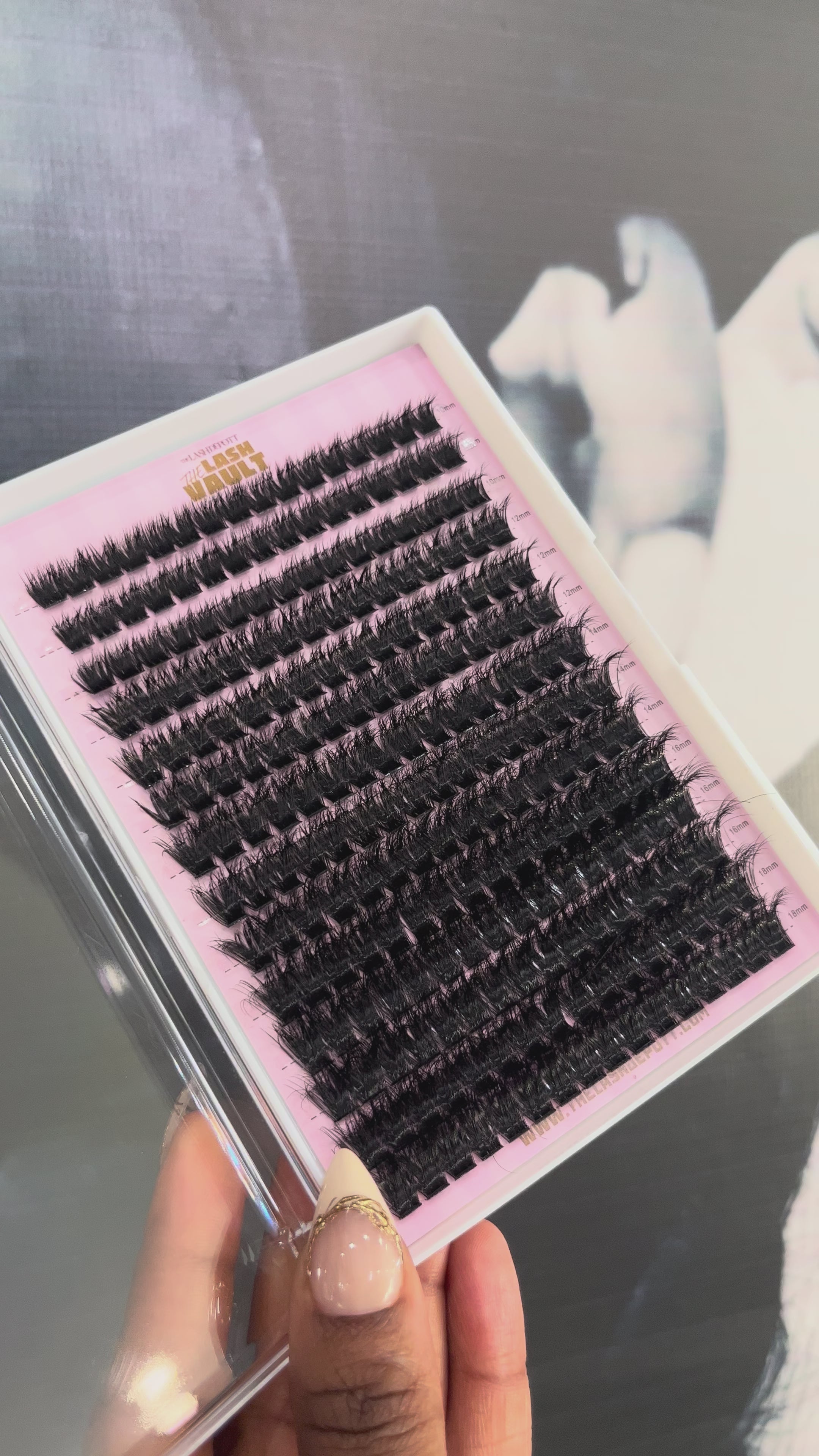 The Lash Vault Lash Clusters