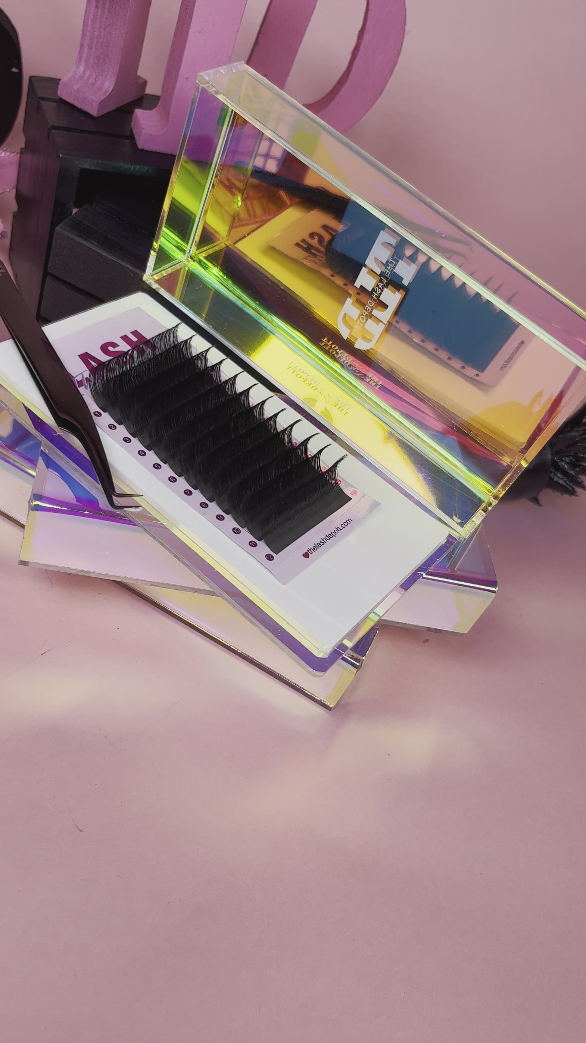 Lash Tile